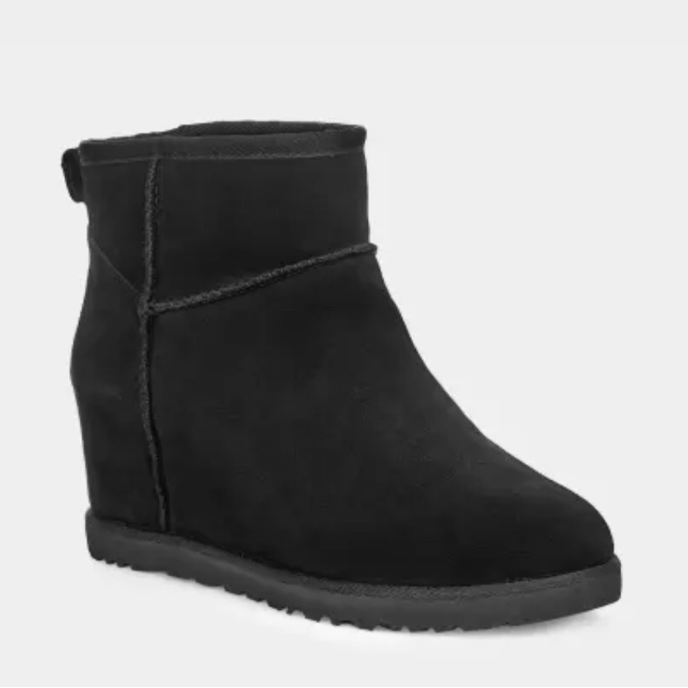 UGG Classic Femme Boot